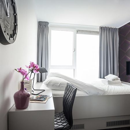 Stravinsky Slapen Hotel เฮงเงโล ภายนอก รูปภาพ